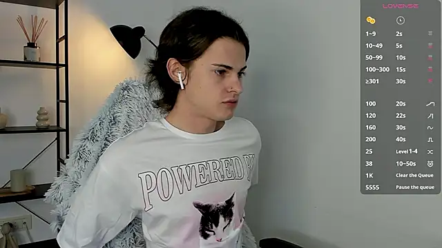 little femb0y online show from 02-21-26, 11:44