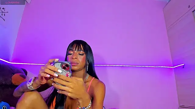 Snapshot of Canndy88htxx chatting on 12-03-25, 01:57 Canndy88htxx online show from 12-03-25, 01:57