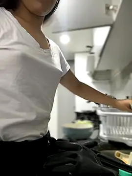 Salome golvert online show from 11-15-25, 10:59