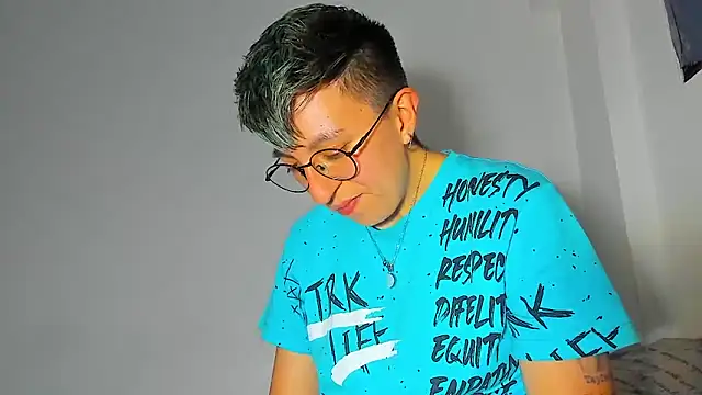 Sexyboy 666 online show from 12-17-25, 02:06