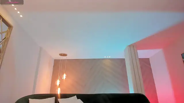 Snapshot of AnaisNin chatting on 01-22-25, 12:06 AnaisNin online show from 01-22-25, 12:06