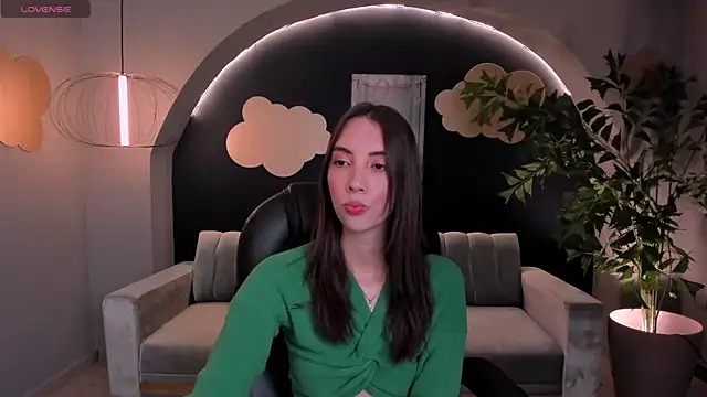 Snapshot of AnaisNin chatting on 02-11-25, 07:16 AnaisNin online show from 02-11-25, 07:16