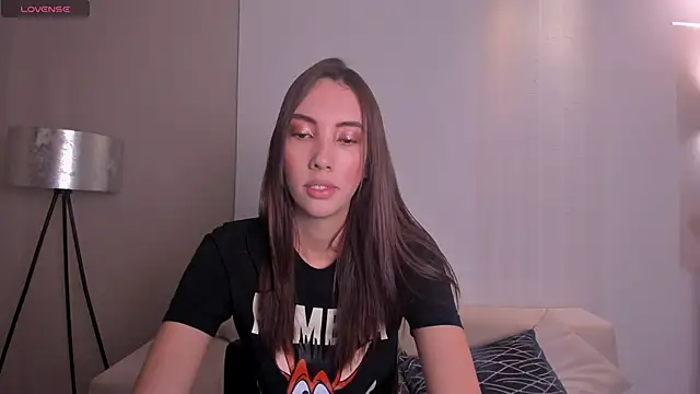 Snapshot of AnaisNin chatting on 03-09-25, 11:14 AnaisNin online show from 03-09-25, 11:14