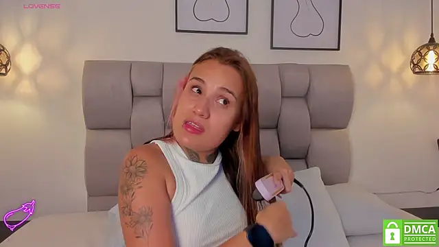 Susan-Sweet-7 online show from 04-17-26, 08:23