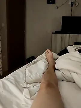 Snapshot of belga1910 chatting on 02-16-26, 01:24 belga1910 online show from 02-16-26, 01:24