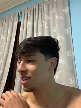 Snapshot of Malditofierro chatting on 11-10-25, 04:33 Malditofierro online show from 11-10-25, 04:33