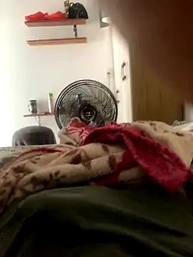 Snapshot of thfrances chatting on 11-16-25, 03:06 thfrances online show from 11-16-25, 03:06