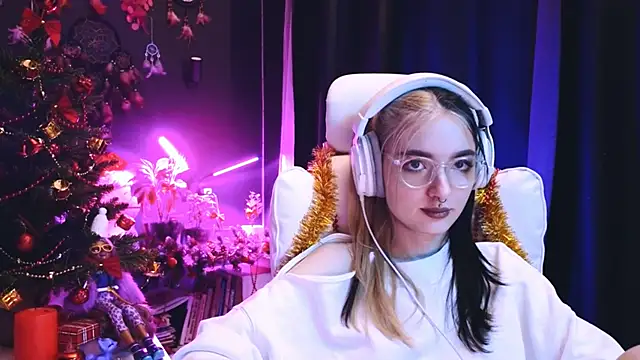 Avi Nile online show from 12-11-24, 01:05