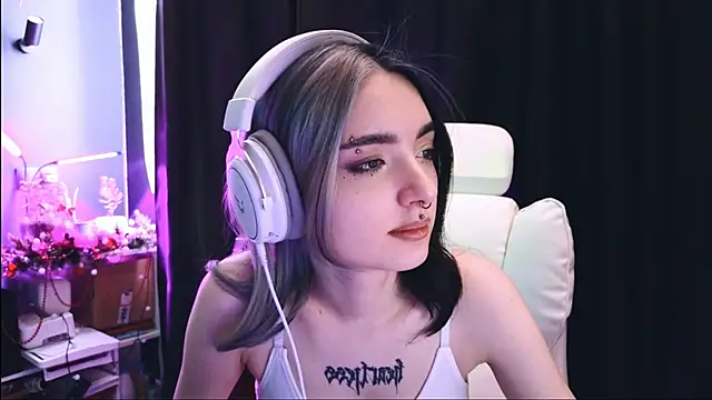 Avi Nile online show from 01-20-25, 05:26