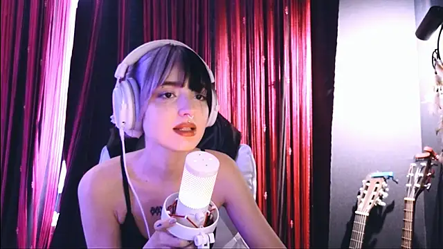 Avi Nile online show from 10-19-25, 05:08