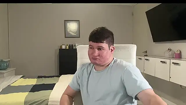 Lorenzo hernandez online show from 11-07-25, 10:10