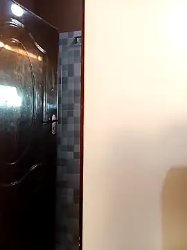 Snapshot of JemaimaPrincess chatting on 02-14-25, 03:43 JemaimaPrincess online show from 02-14-25, 03:43