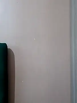 Snapshot of JemaimaPrincess chatting on 02-17-25, 04:42 JemaimaPrincess online show from 02-17-25, 04:42