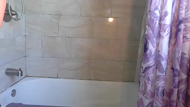 Snapshot of paytonkelly chatting on 07-08-26, 02:43 paytonkelly online show from 07-08-26, 02:43