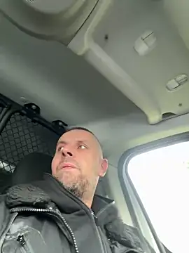 Huncutkuki online show from 03-22-25, 07:36