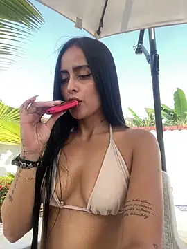 Alexandra duque online show from 02-28-25, 08:39