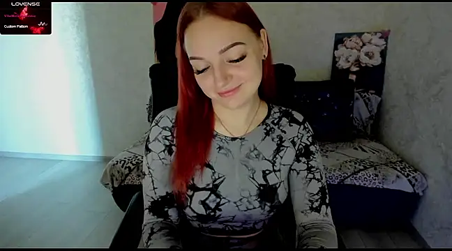 Snapshot of Stella__Cox chatting on 03-09-25, 06:39 Stella Cox online show from 03-09-25, 06:39