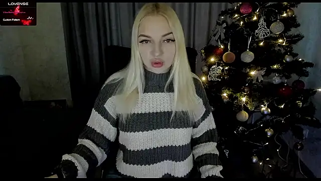 Snapshot of Stella__Cox chatting on 01-08-26, 06:16 Stella Cox online show from 01-08-26, 06:16