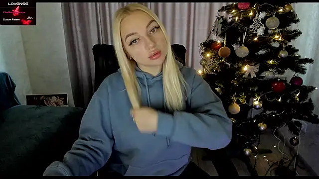 Snapshot of Stella__Cox chatting on 01-12-26, 07:24 Stella Cox online show from 01-12-26, 07:24