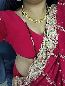 Snapshot of Tanvi-patil chatting on 12-18-25, 04:35 Tanvi-patil online show from 12-18-25, 04:35