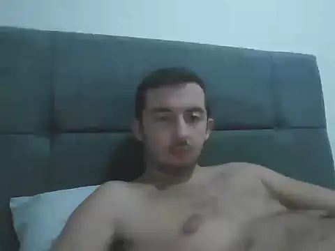 laynufff online show from 10-17-25, 05:04