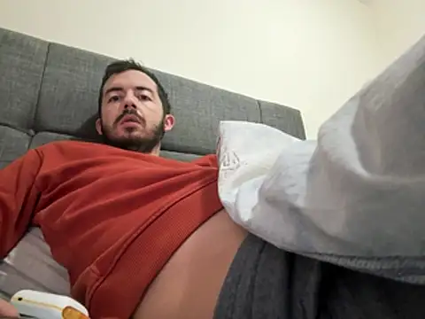 laynufff online show from 03-08-26, 05:11