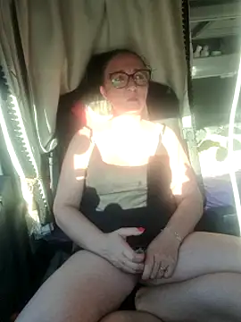 cuplubijoanna online show from 03-05-25, 04:35