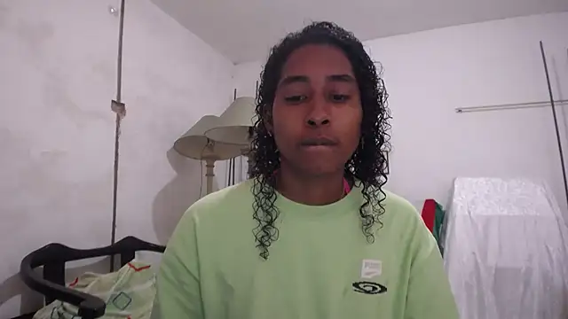 yohatinelly07 online show from 12-04-25, 12:58