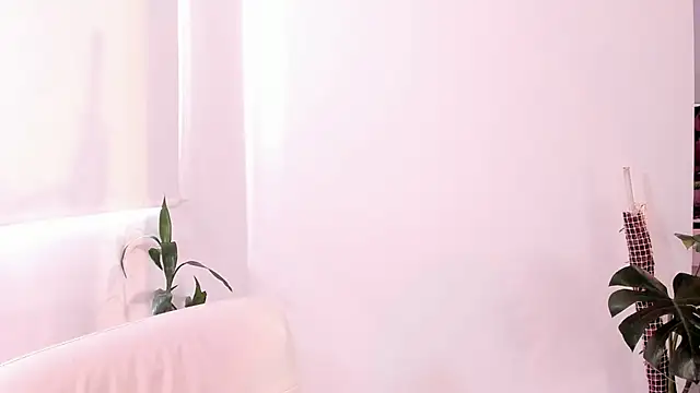 rossth1 online show from 03-18-26, 07:17