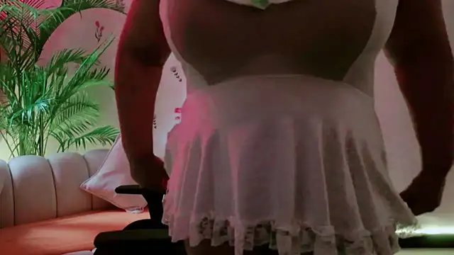 Gracefulgoddess online show from 04-17-26, 05:10