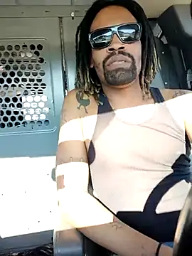 1BeautyN1Beast online show from 03-03-25, 09:05