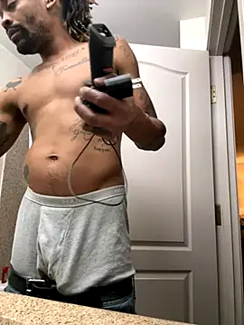 1BeautyN1Beast online show from 11-12-25, 01:06