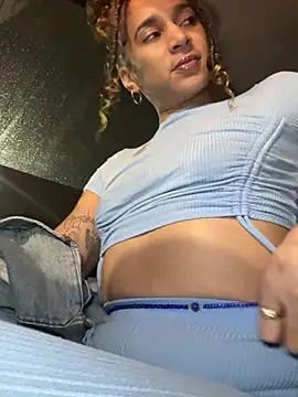 Shuggabutt online show from 12-22-24, 09:22