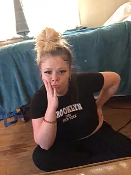 Snapshot of blndpolkadot chatting on 01-28-25, 03:46 blndpolkadot online show from 01-28-25, 03:46