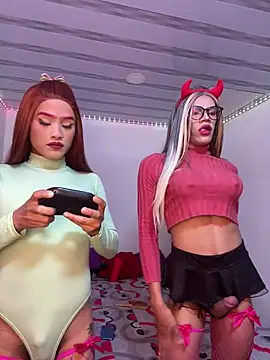 big girl21cm online show from 12-17-25, 02:01