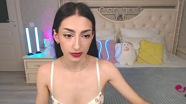 Lina Robbins online show from 06-04-26, 11:00