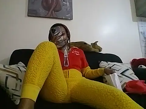 hoely grail01 online show from 12-16-25, 09:09