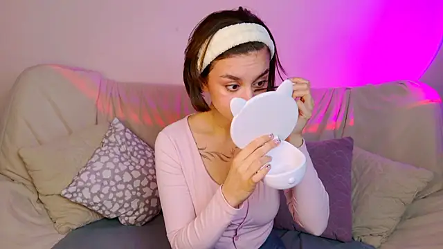 Celine Dionn online show from 05-22-26, 04:08