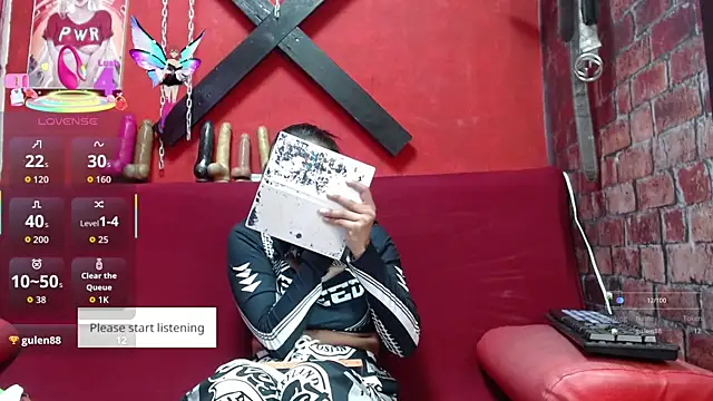 Yaumiko online show from 09-12-25, 04:40