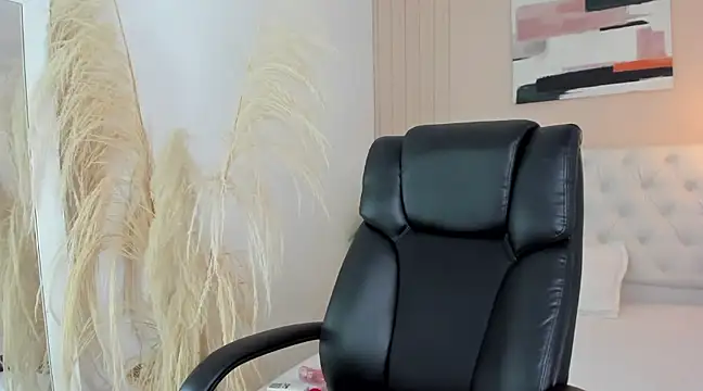 Snapshot of LOISE-XX chatting on 01-11-25, 07:06 LOISE-XX online show from 01-11-25, 07:06