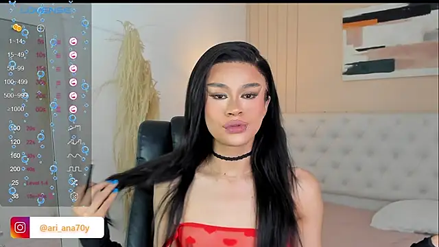 LOISE-XX online show from 11-15-25, 06:33