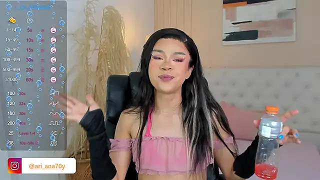 LOISE-XX online show from 11-16-25, 07:03