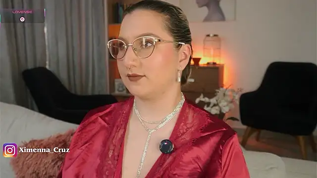 Snapshot of Ximenna_Cruz chatting on 03-04-26, 12:00 Ximenna Cruz online show from 03-04-26, 12:00