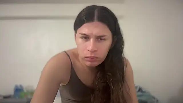 JaxcyVelez online show from 09-10-25, 02:44