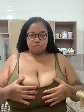 SweetLizzyBBW online show from 05-18-26, 06:14