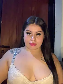 NenaRicaok online show from 01-29-25, 01:05