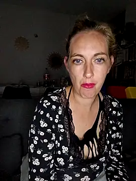 Snapshot of leplaisirdudesir chatting on 11-13-25, 09:14 leplaisirdudesir online show from 11-13-25, 09:14