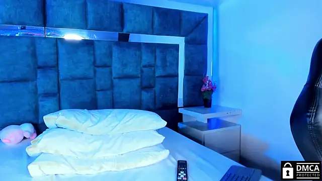 Venus velez  online show from 02-05-25, 03:52