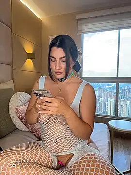 SaharaRush  online show from 12-15-25, 08:57