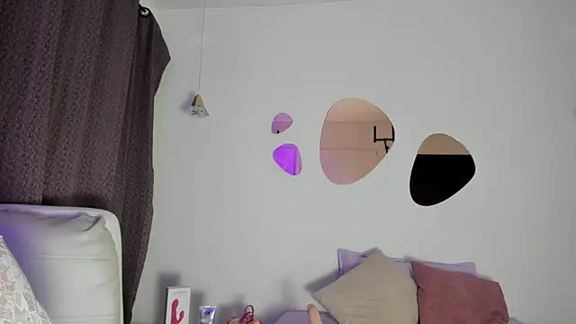 ValentinaaF online show from 10-31-25, 11:55